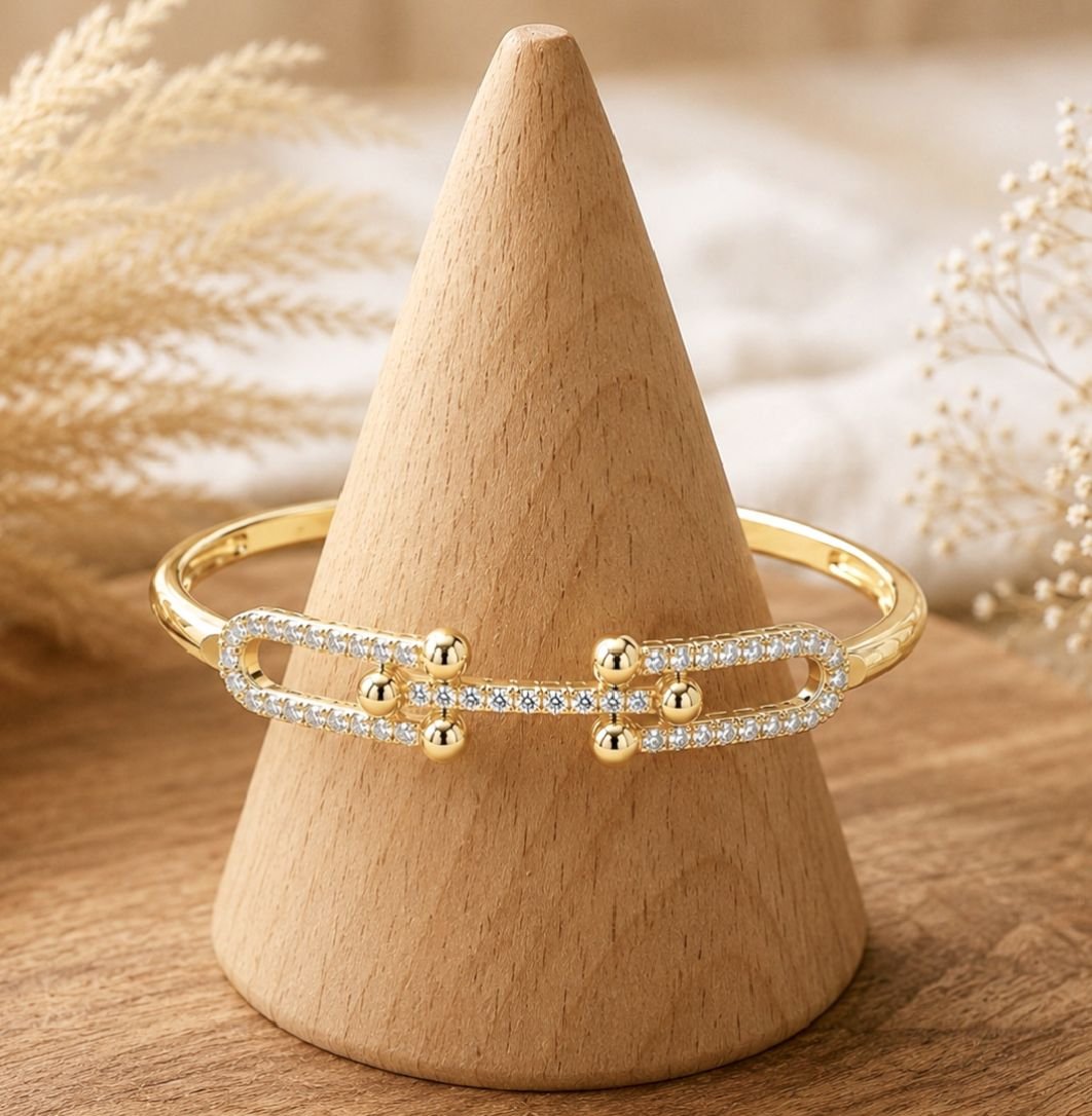 MJ Gold-Plated Grace Link Open Bracelet