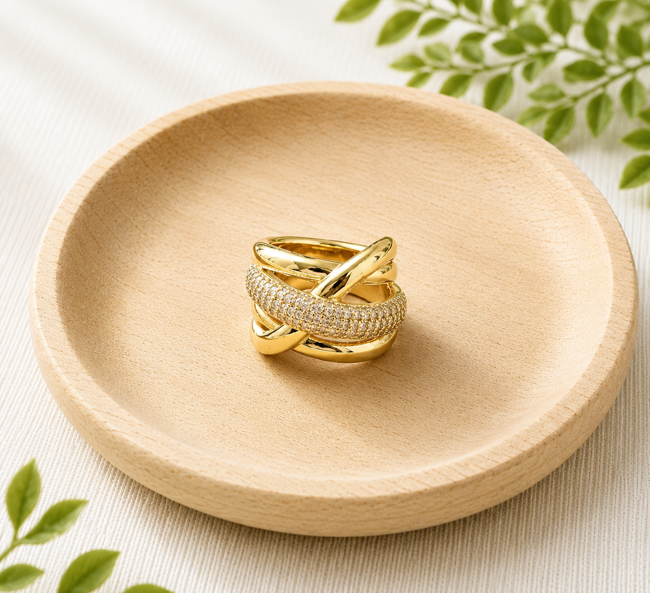 MJ Gold-Plated Royal Spark Ring (size 9) - Image 2