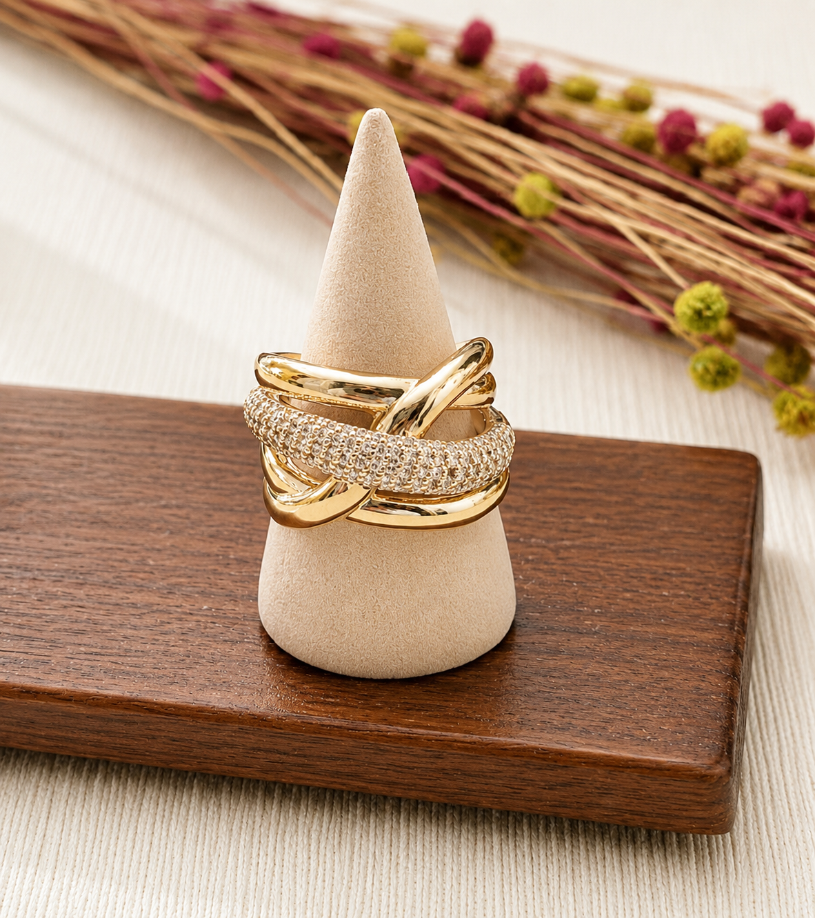 MJ Gold-Plated Royal Spark Ring (size 9)