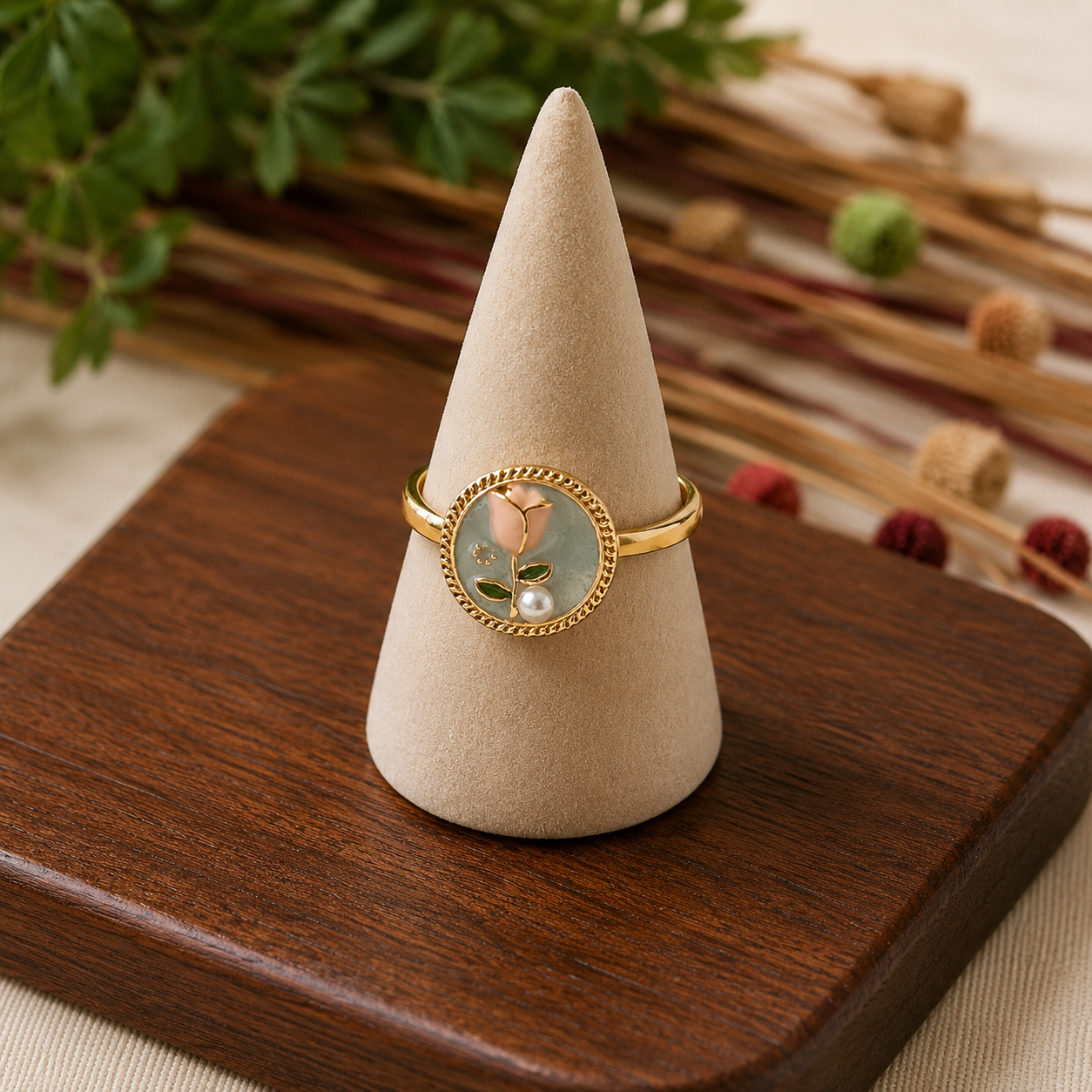 MJ Pearl Tulip Ring