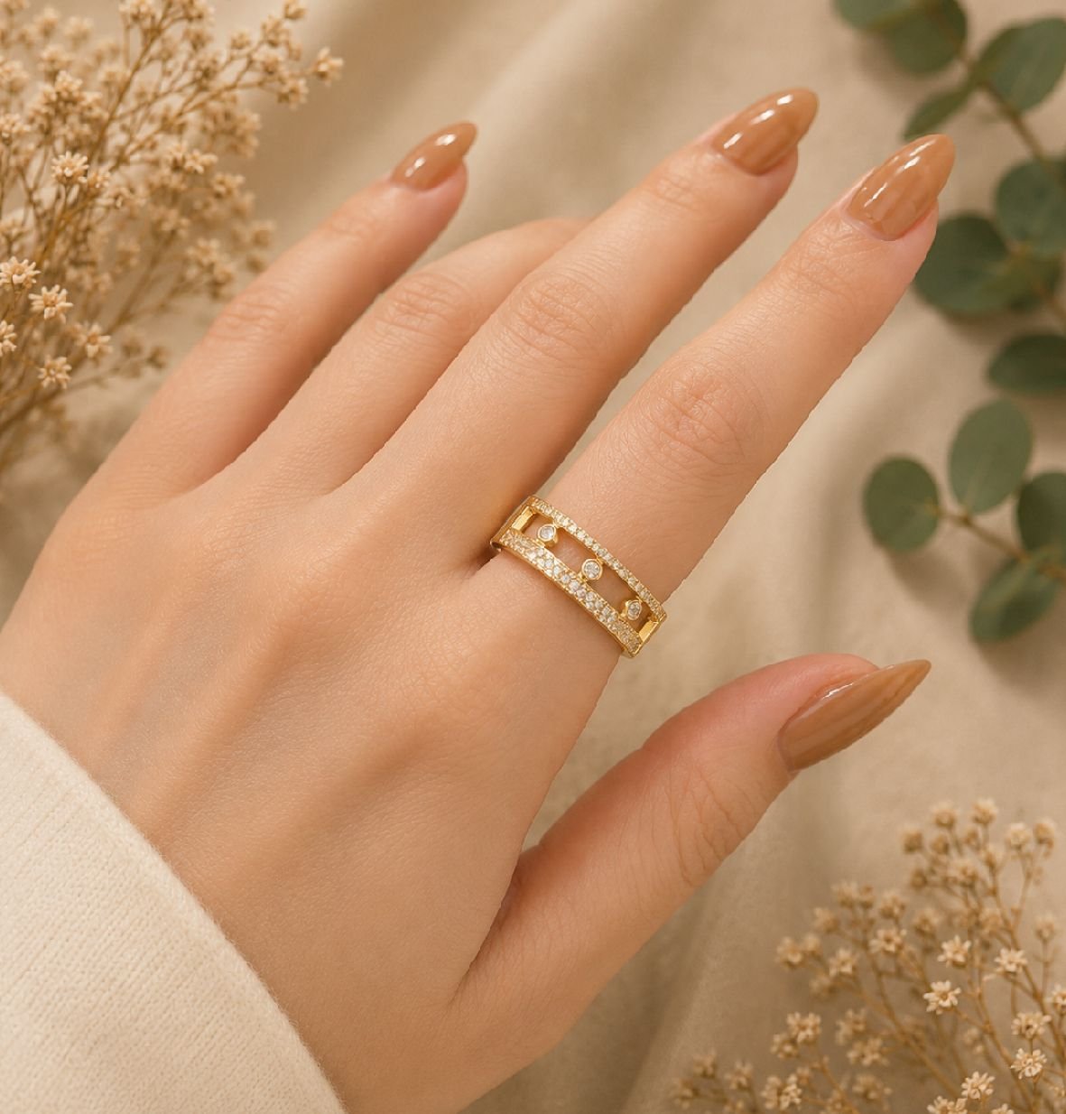 MJ Gold-Plated Crystal Halo Ring (size 7) - Image 3