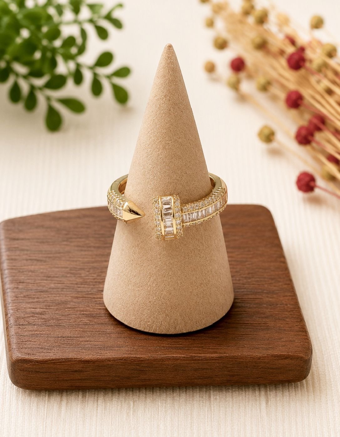 MJ Gold-Plated Radiant Nail Ring (size 8)
