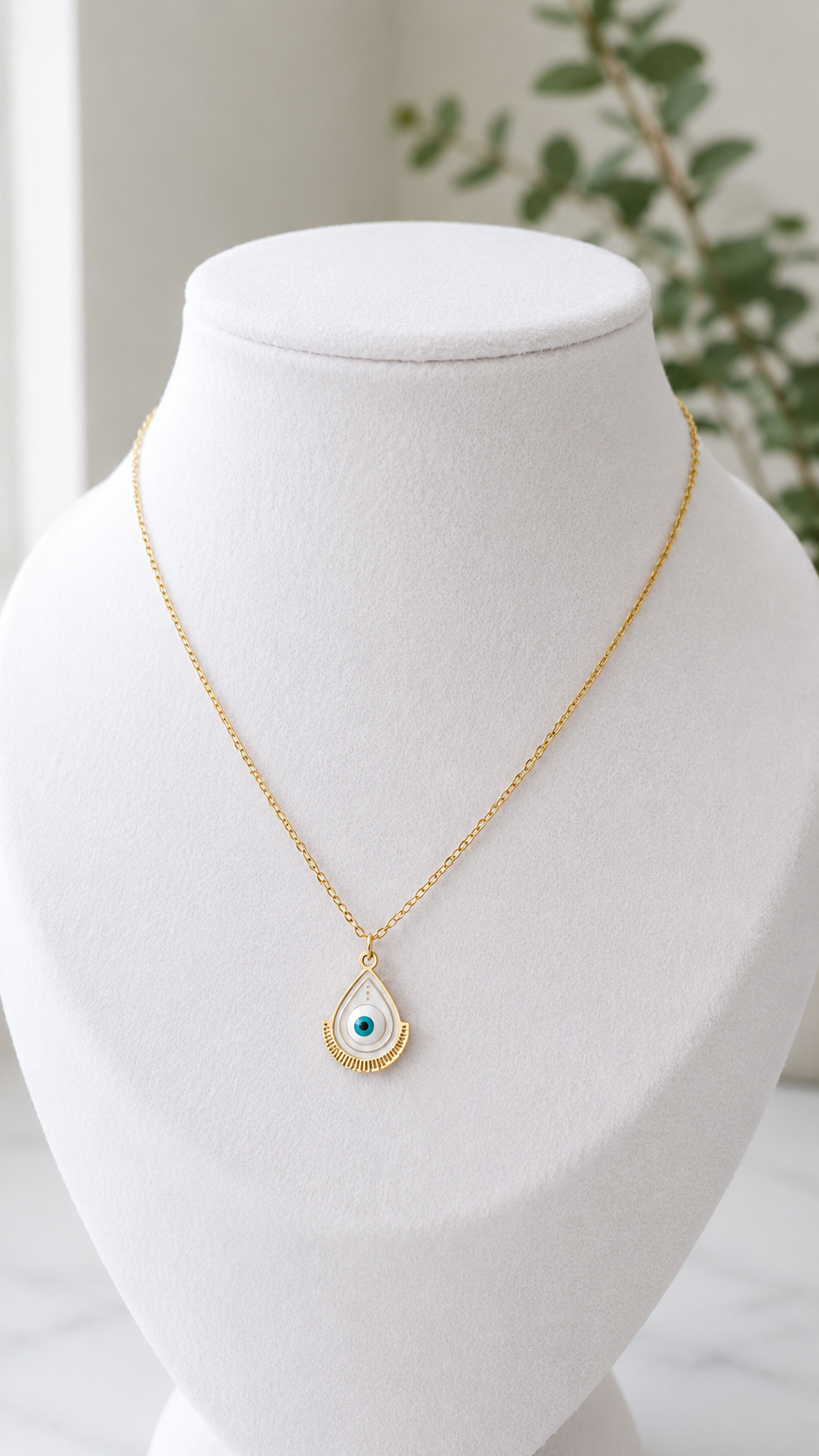 MJ Eye Glow Necklace