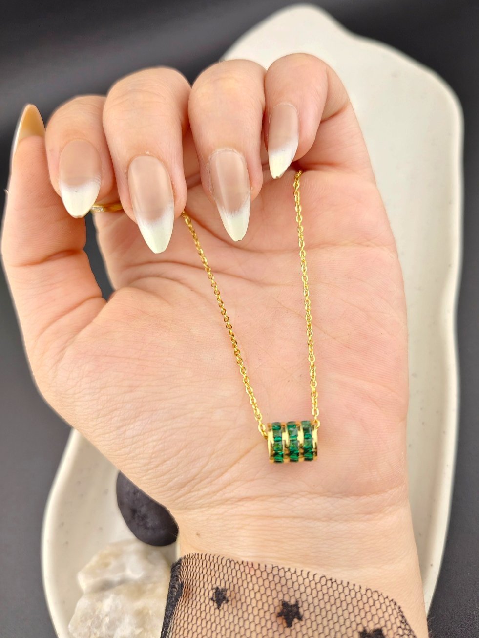 MJ Emerald Cylinder Necklace
