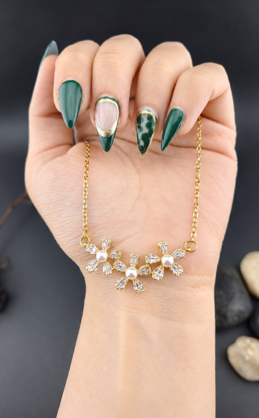 MJ Crystal Daisy Necklace