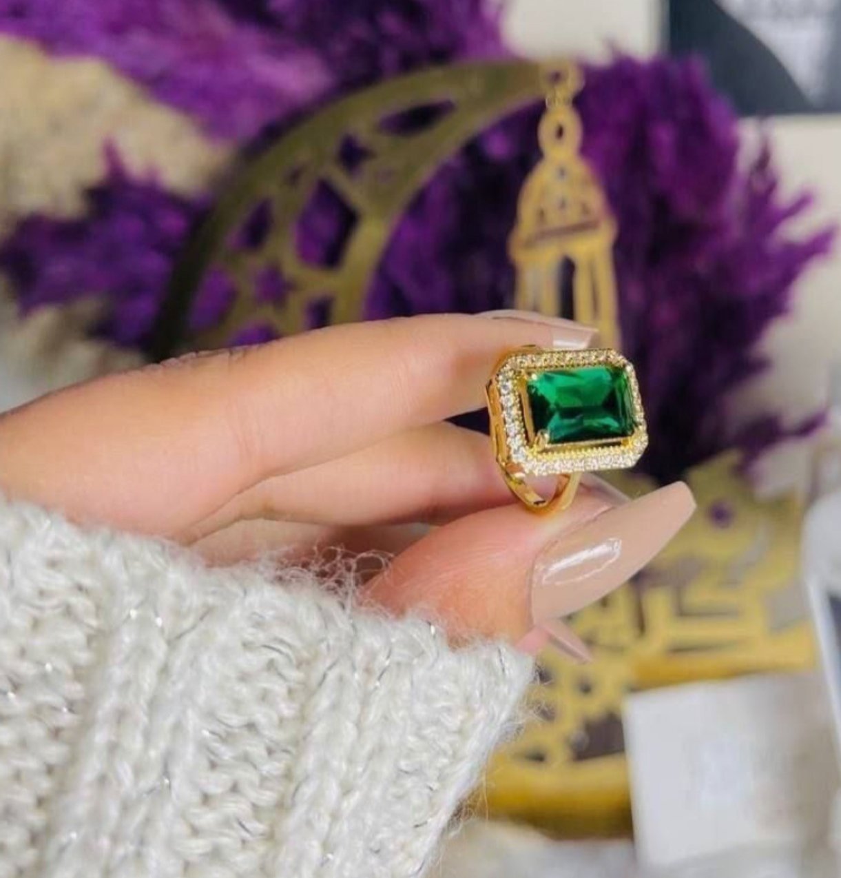 MJ Emerald Glow Ring - Image 3