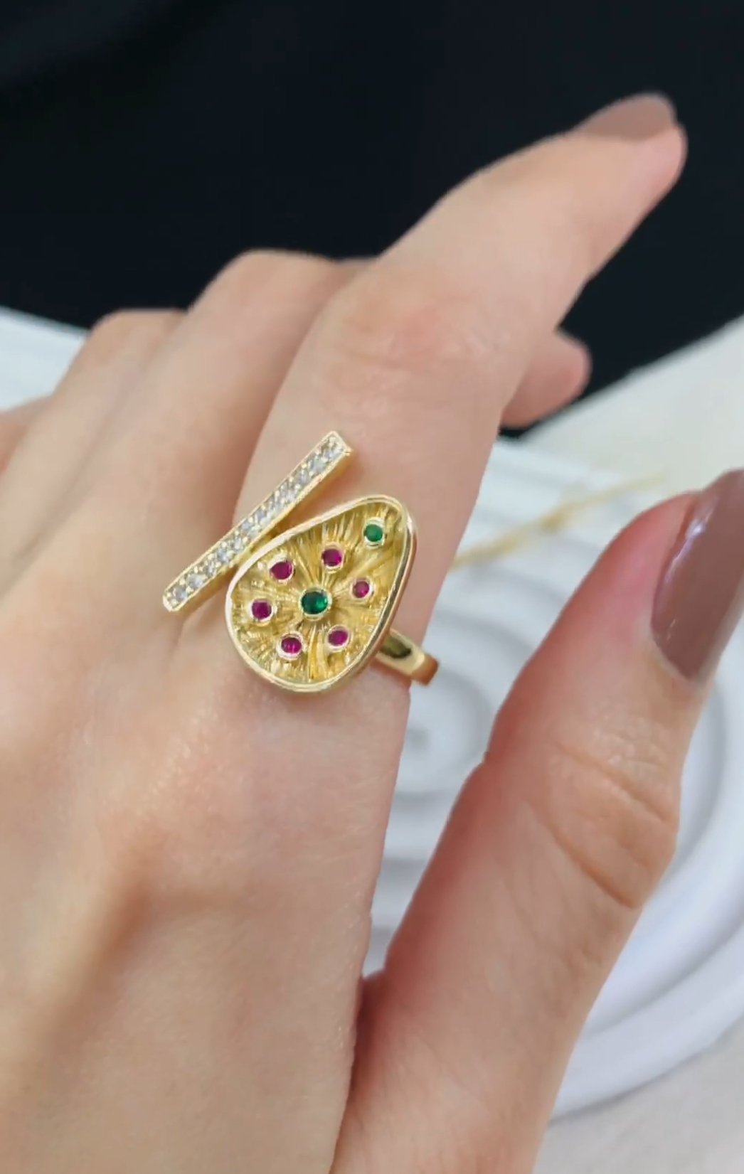 MJ Gold-Plated Pop Teardrop Ring (size 18) - Image 3
